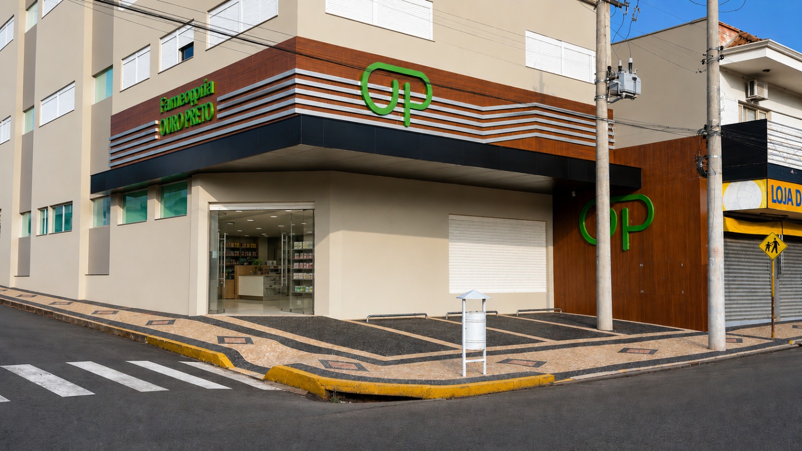 Fachada da unidade Pirassununga - Farmacot�cnica Ouro Preto